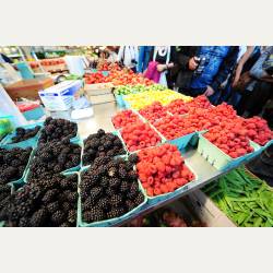 ayumilog | Vancouver | グランビルアイランド | ベリー系に弱い私。 ayumilog | Vancouver | グランビルアイランド | ベリー系に弱い私。