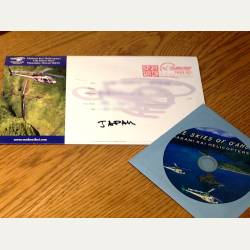 ayumilog | Hawaii | ヘリコプターでオアフ島 空の旅 | Makani Kai Helicoptersでは飛行時の映像を記録したDVDを販売してくれます。自分たちが見た景色を何度でも楽しめますよ。思わず購入! ayumilog | Hawaii | ヘリコプターでオアフ島 空の旅 | Makani Kai Helicoptersでは飛行時の映像を記録したDVDを販売してくれます。自分たちが見た景色を何度でも楽しめますよ。思わず購入!