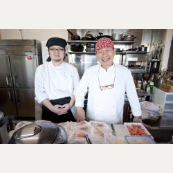 ayumilog | Chiba | ライバック(鴨川のカレー屋さん) | 素敵な笑顔の酒井さん。おいしかったですよ★ ayumilog | Chiba | ライバック(鴨川のカレー屋さん) | 素敵な笑顔の酒井さん。おいしかったですよ★