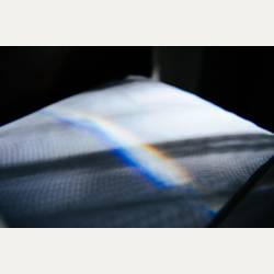 ayumilog | Karuizawa | 旧軽井沢ホテル音羽ノ森 | 窓から屈折した光が虹色に輝いていました。 ayumilog | Karuizawa | 旧軽井沢ホテル音羽ノ森 | 窓から屈折した光が虹色に輝いていました。