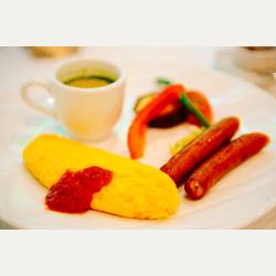 ayumilog | Karuizawa | 旧軽井沢ホテル音羽ノ森 | オムレツは格別ですよ。 ayumilog | Karuizawa | 旧軽井沢ホテル音羽ノ森 | オムレツは格別ですよ。